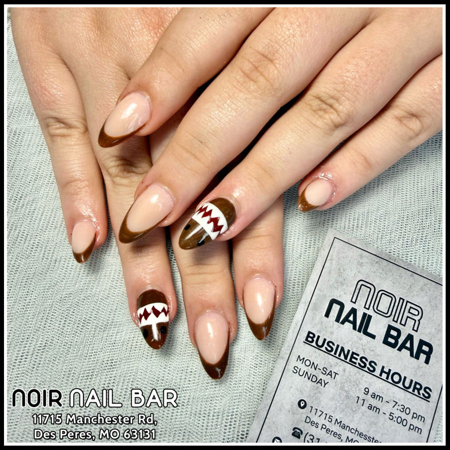 Noir Nail Bar in Des Peres, MO 63131
